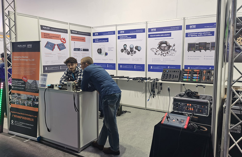 2024 German Prolight+sound took a group photo with X6 customers