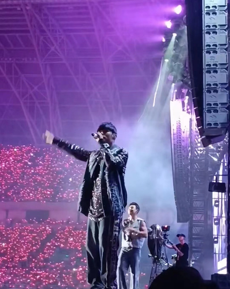 power strip distributor