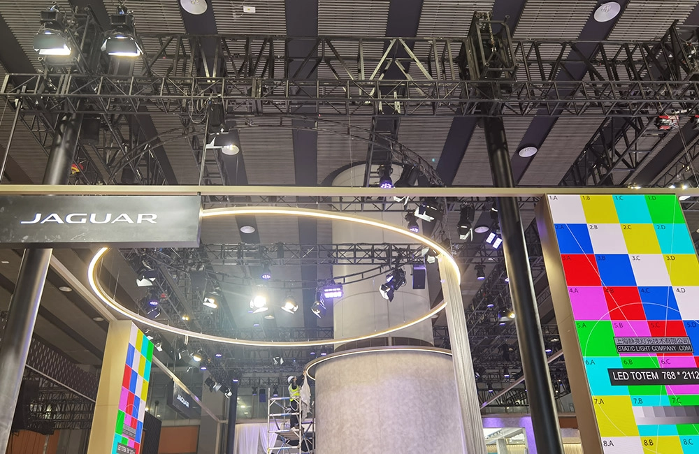 tidy cables for stage light