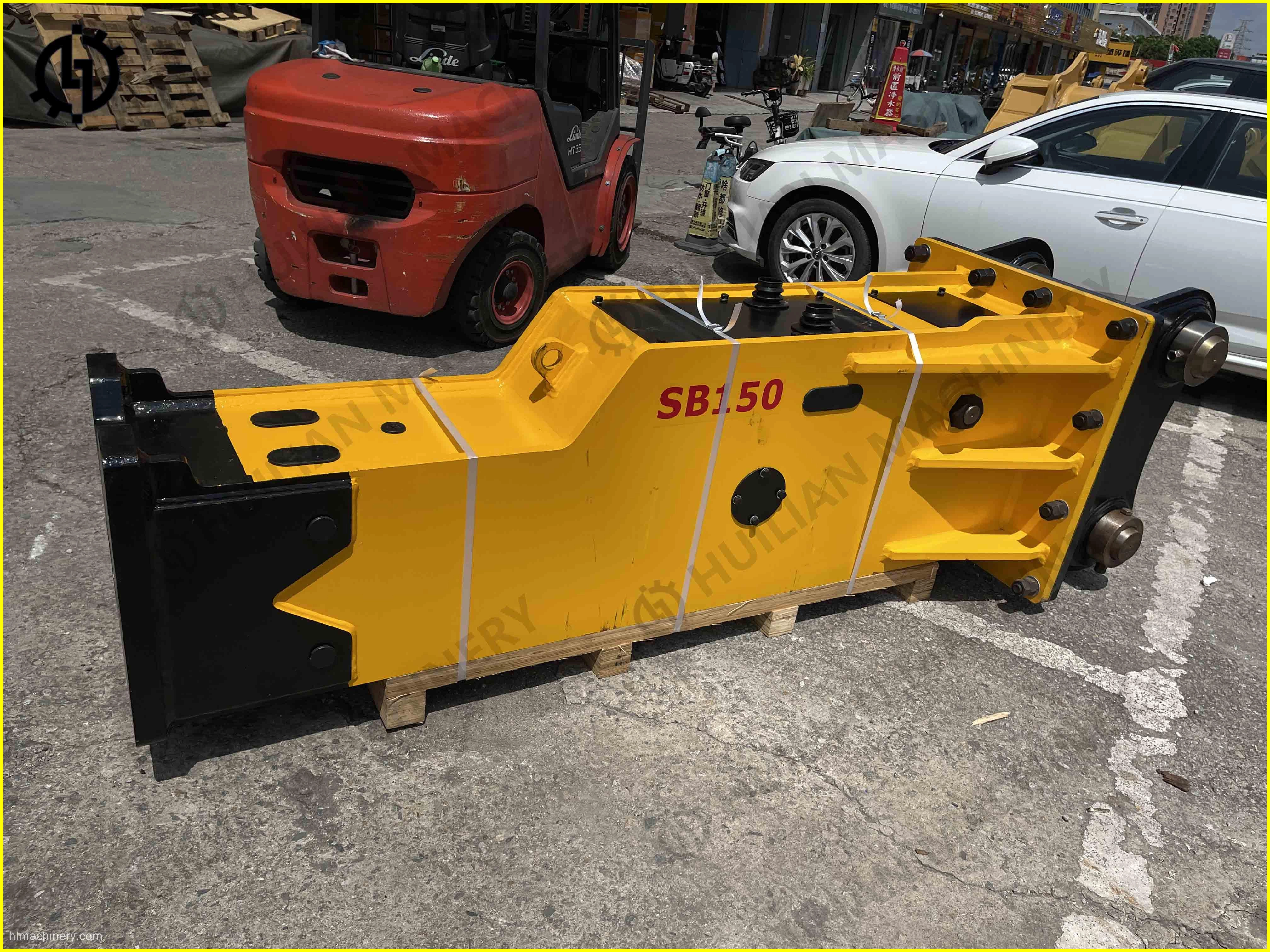 SOOSAN SB151 BOX Type Hydraulic Breaker