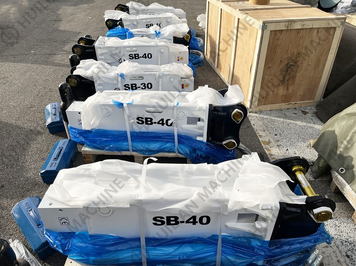 SOOSAN SB40 top typr hydraulic breaker for excavator