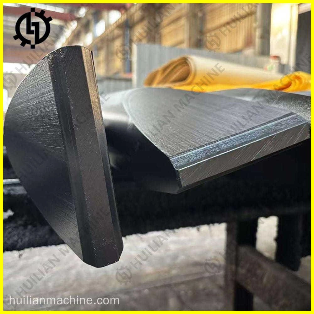 SU+165 breaker chisel