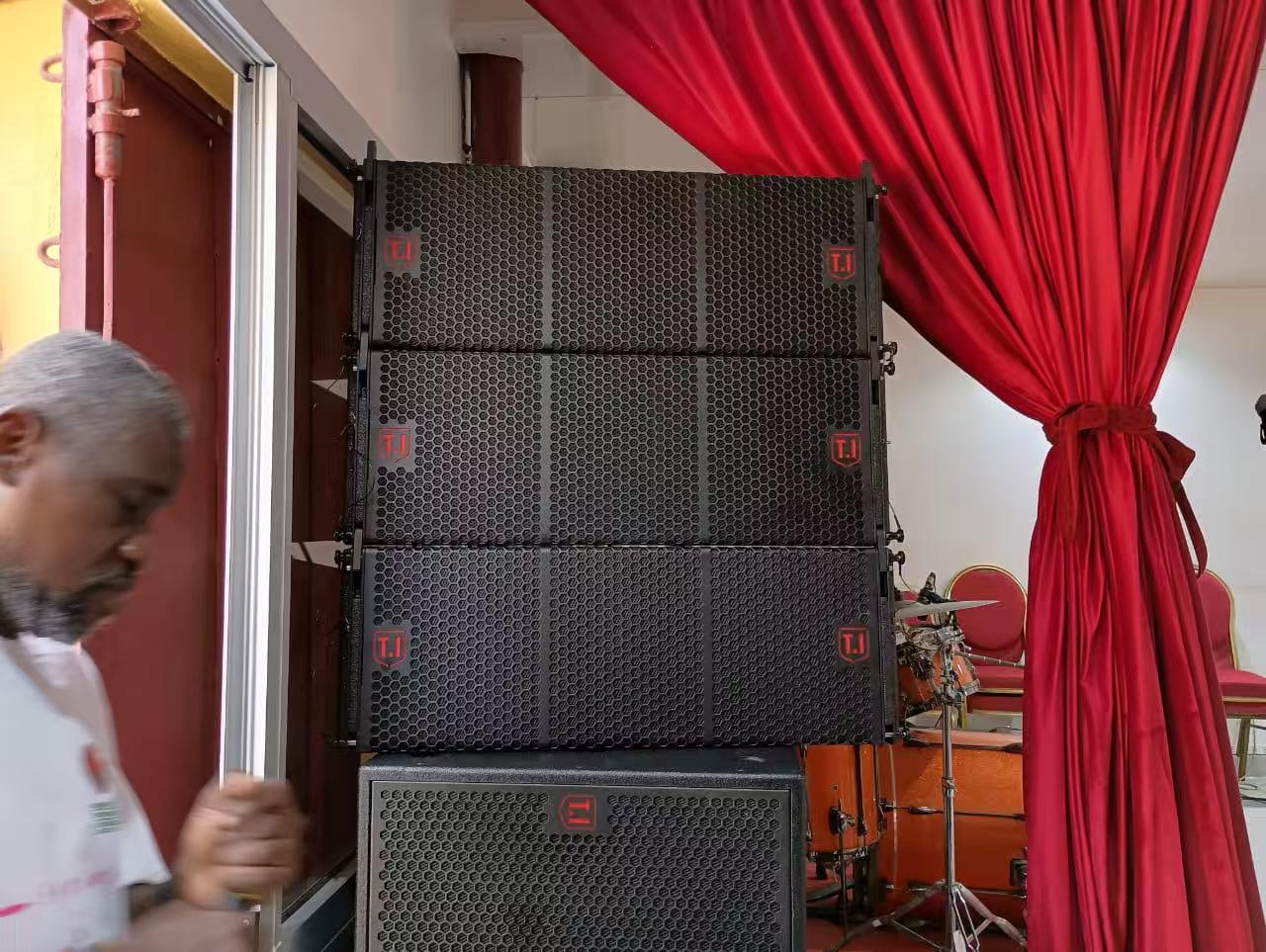 Pro210 Dual 10-Inch Line Array Launched in Church in C&ocirc;te d'Ivoire (1)