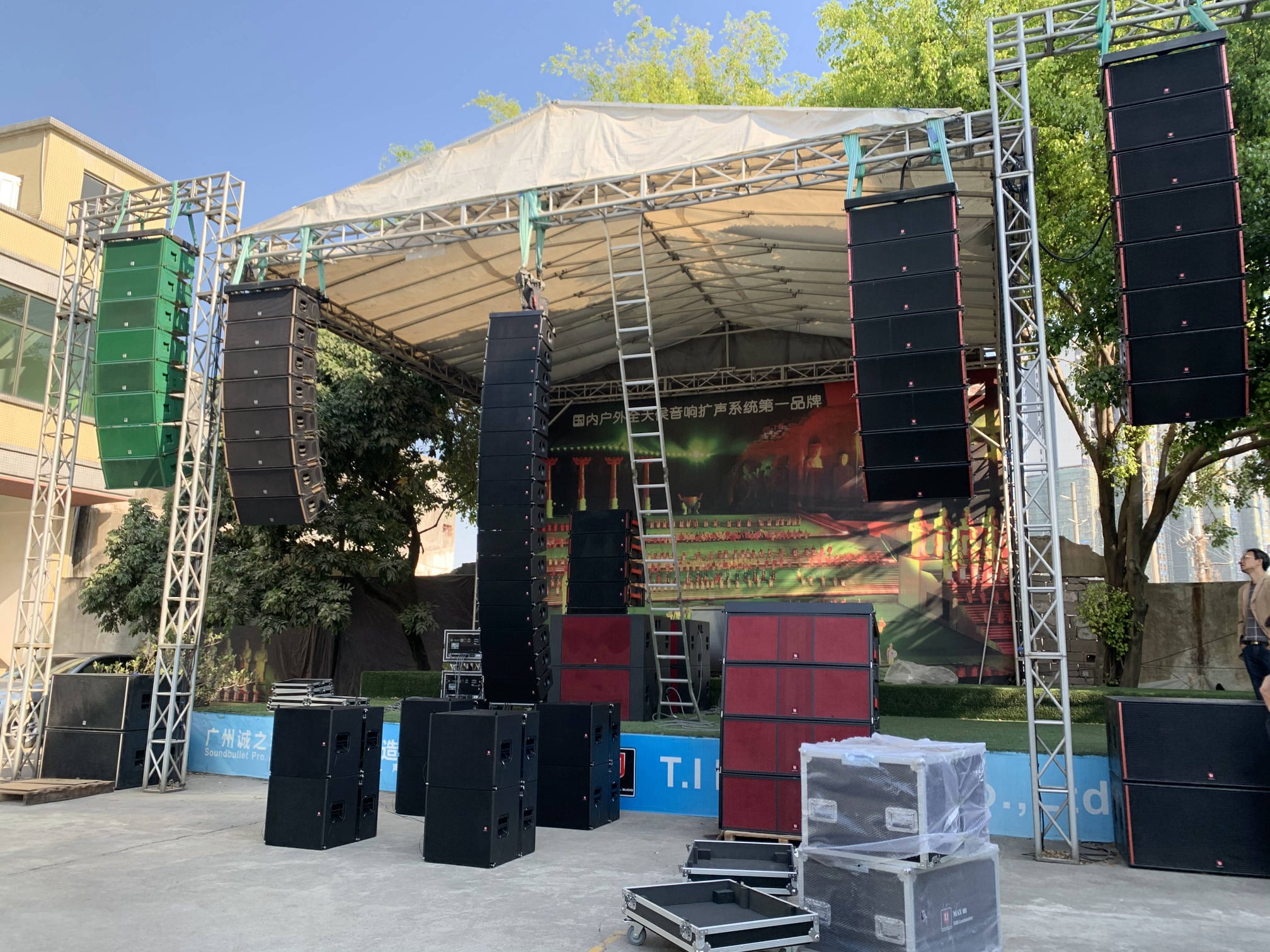 max6 T.I Pro Audio mini waterproof passive line array speakers dual 6.5 inch sound equipment stage speaker for church.