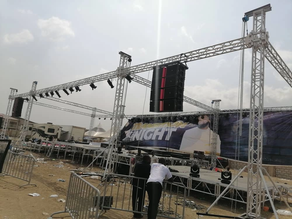 Ghana performs LA-215A line array sound