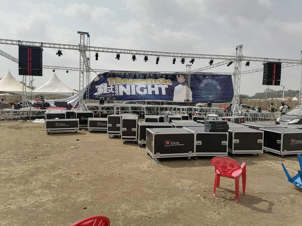 Ghana performs LA-215A line array sound