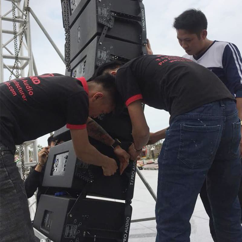 Line array sound LA-12 Vietnam case