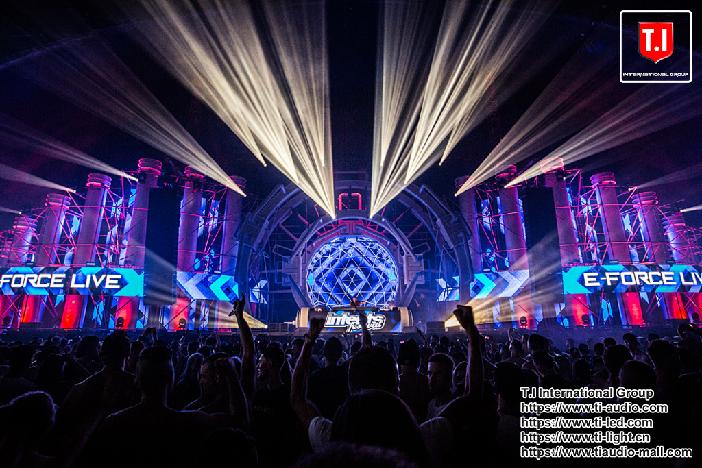 Stage lighting and sound system 3