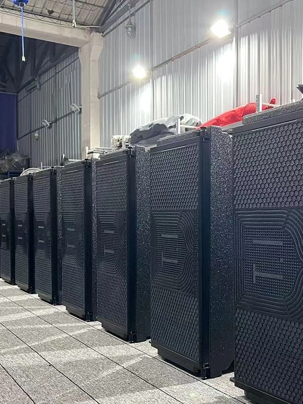 LA-210 line array