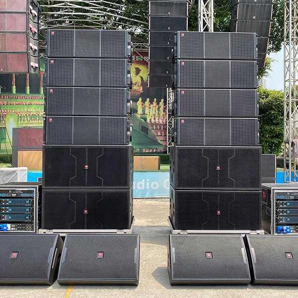 powered line array speakers