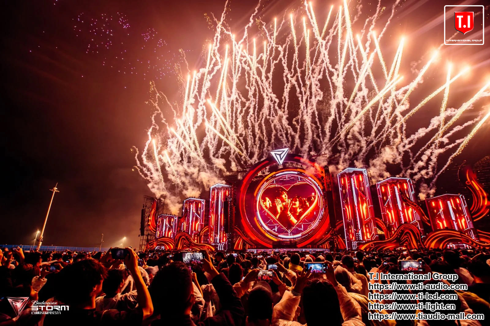 Step into T.i Audio’s world of TI large-scale stage design and discover the power of our High Quality linearraysystem. Step into T.i Audio’s world of TI large-scale stage design and discover the power of our High Quality linearraysystem.