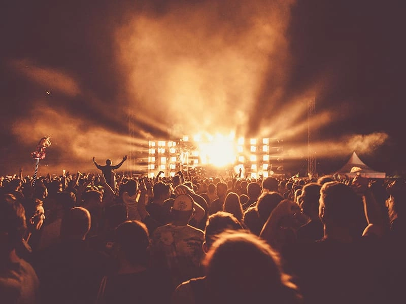 stage-lighting-equipment-professional-moving-head-lighting stage lighting equipment professional moving head lighting