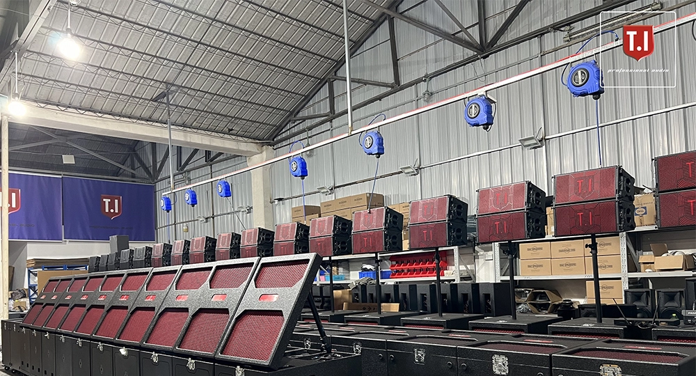 speaker line array