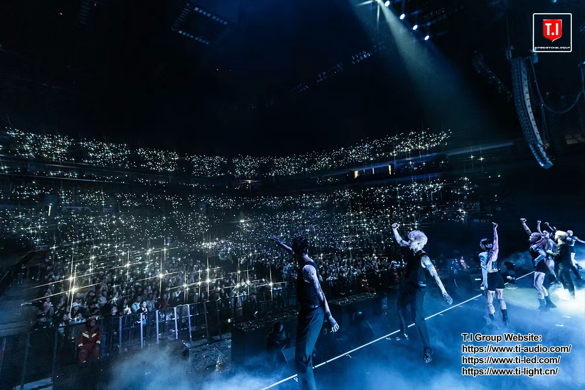 Professional Line Array Systems | Dual 15-inch Solutions - T.I Audio