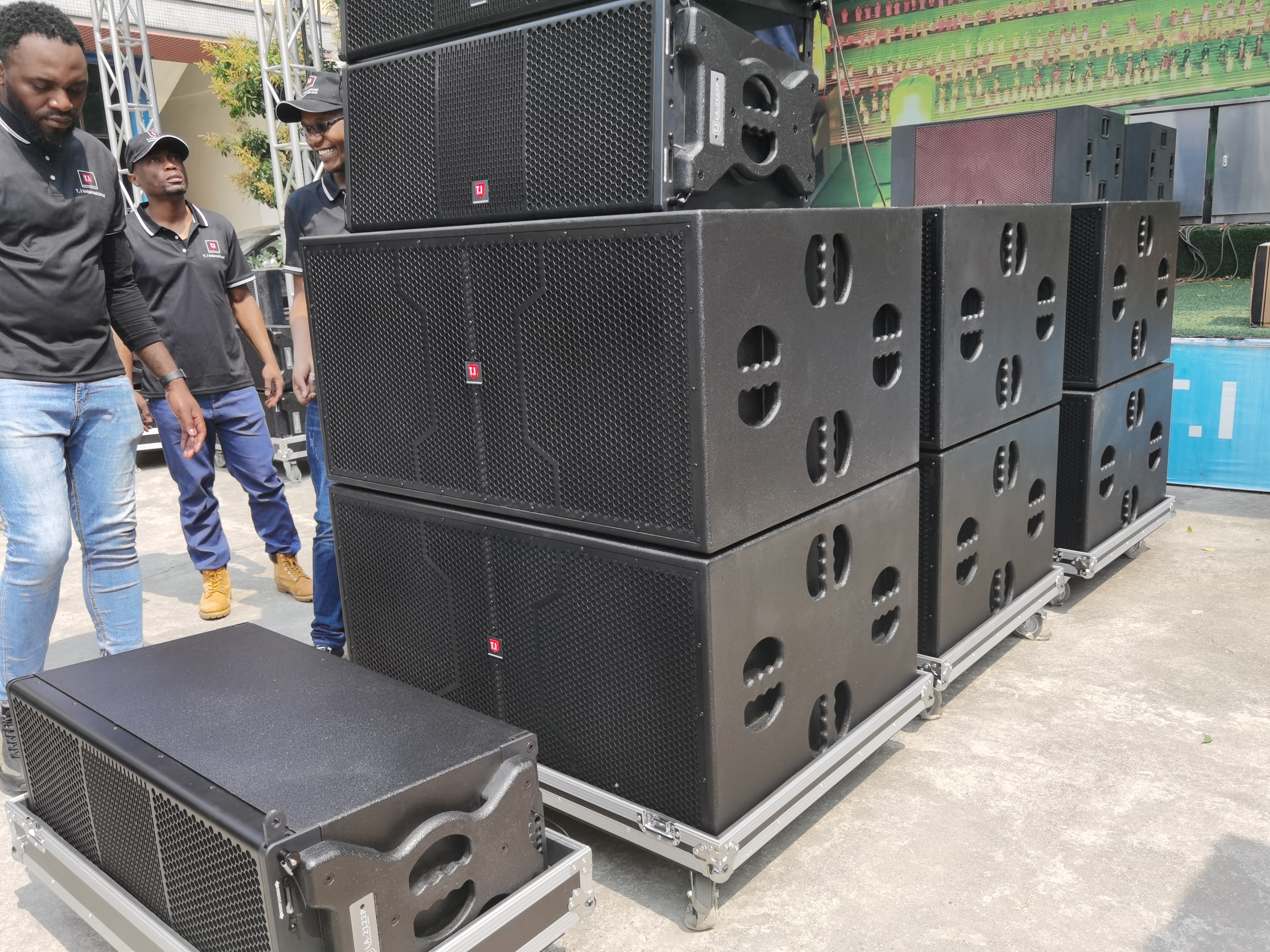 T.I Pro Audio powerful waterproof stage speakers line array system subwoofer for dj speakers(LA-218)