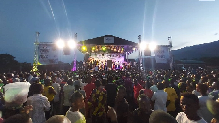 line array pa LA-2122P in Congo