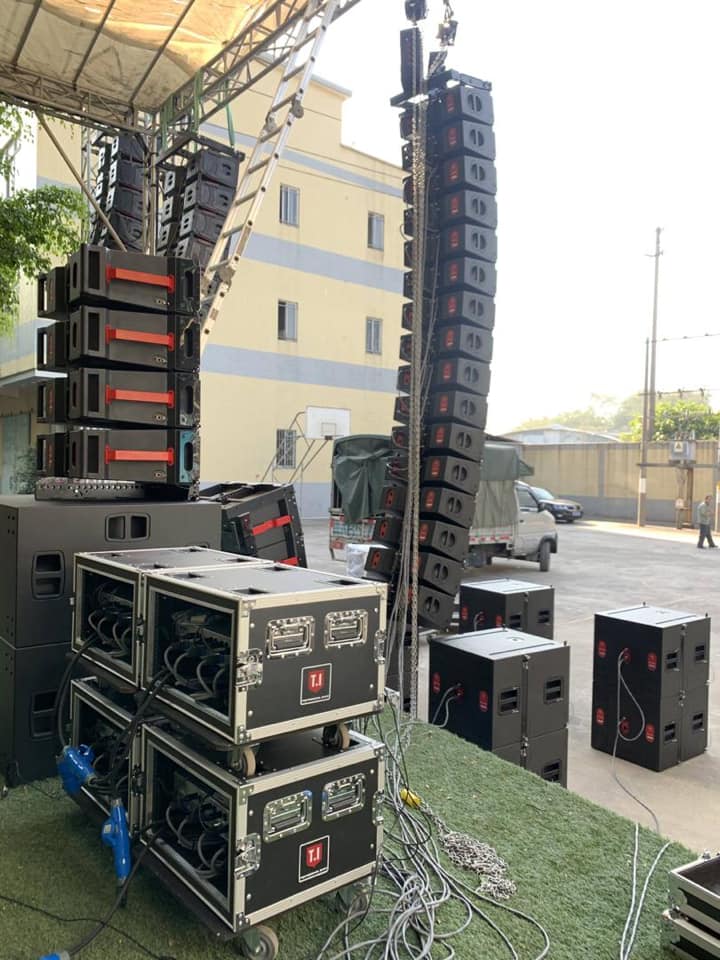 max6 T.I Pro Audio mini waterproof passive line array speakers dual 6.5 inch sound equipment stage speaker for church.