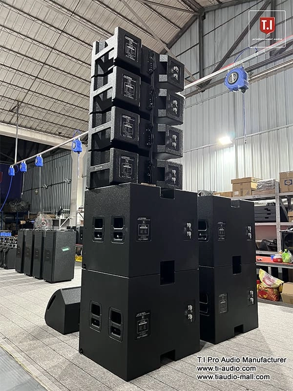 LA-210 line array