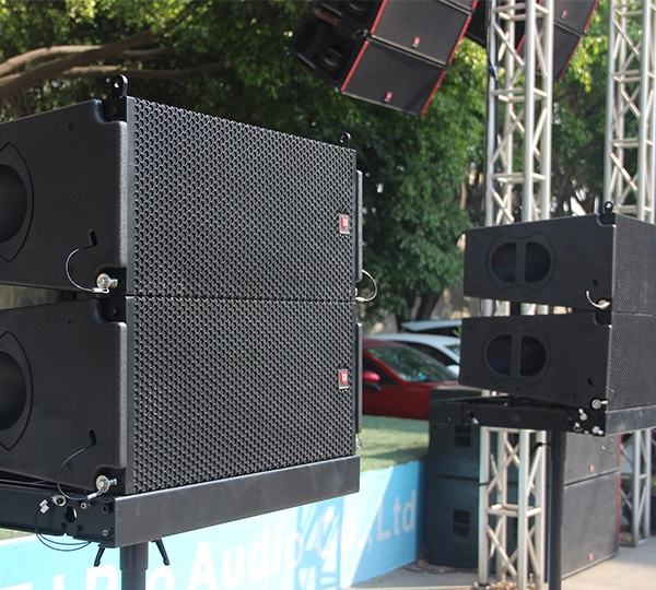 stage-speaker stage speaker