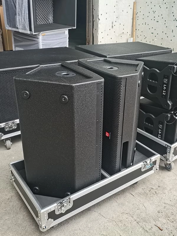 LA-12 Line array