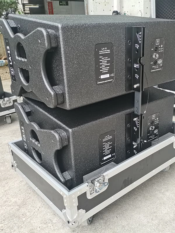 LA-12 Line array