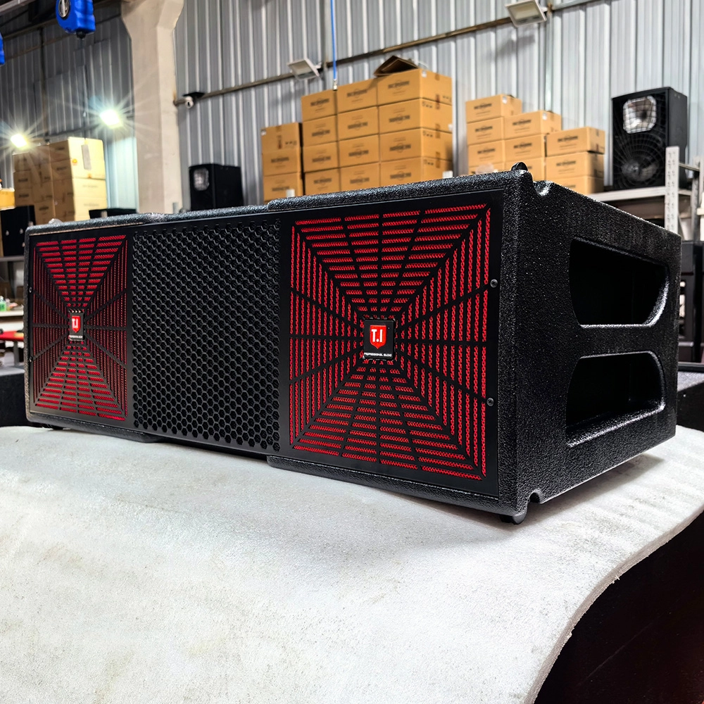 PRO212 linear array speaker