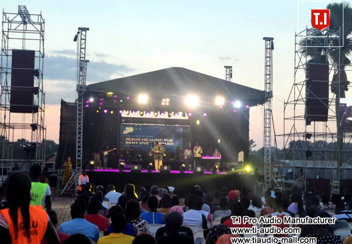 line-array-subwoofer-MAX-215-in-Uganda line array subwoofer MAX 215 in Uganda