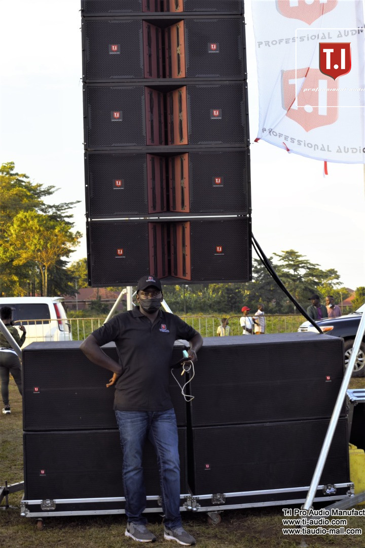 Church crusade Uganda (10)