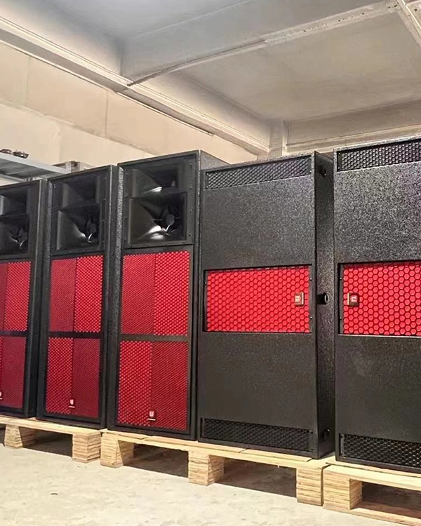 pro studio speakers 15 inc