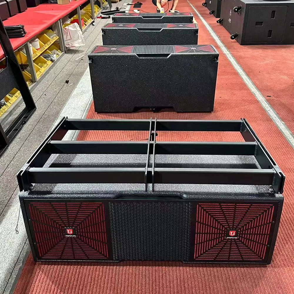 PRO212 linear array speaker