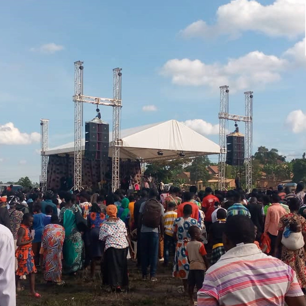 Pastor Karyanja Uganda Church Crusade with 15 pieces LA-215 dual 15 inch line array,from T.I Audio  (3)