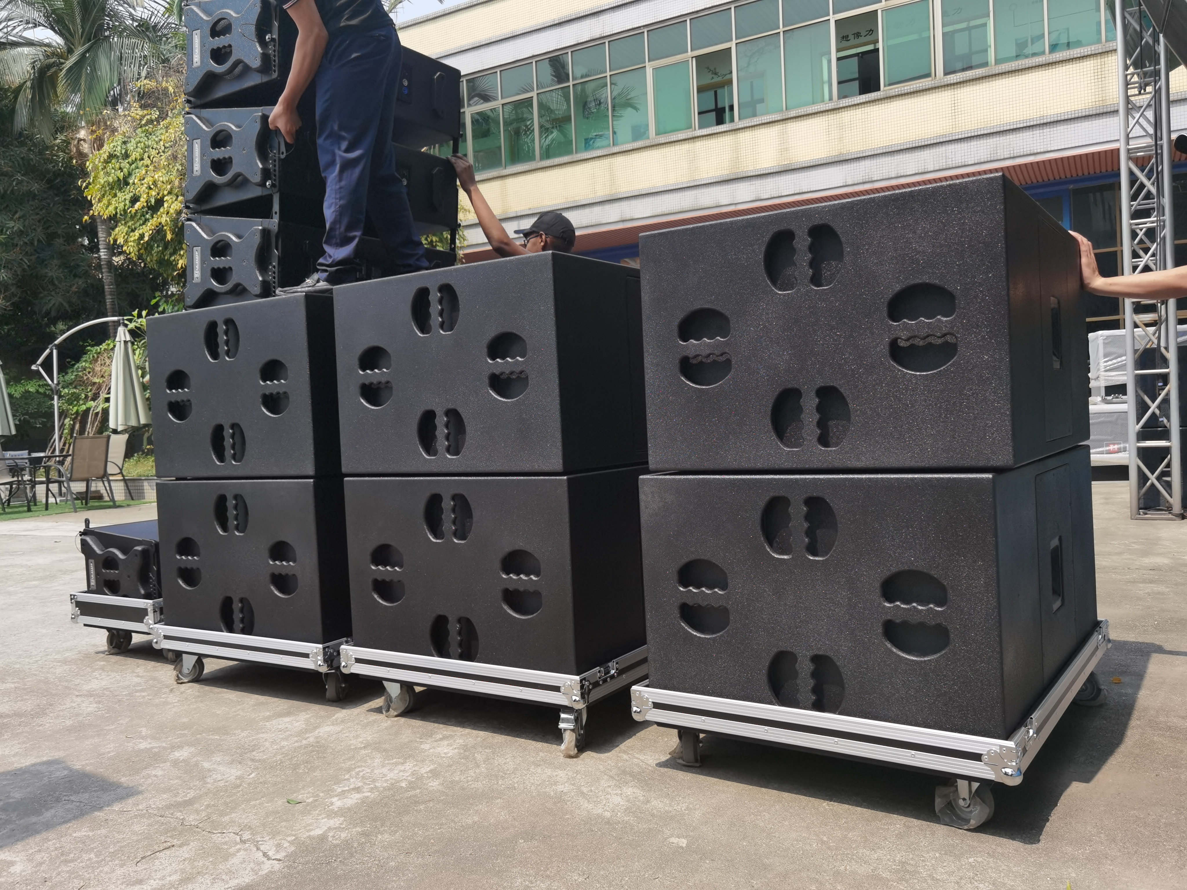 T.I Pro Audio powerful waterproof stage speakers line array system subwoofer for dj speakers(LA-218)