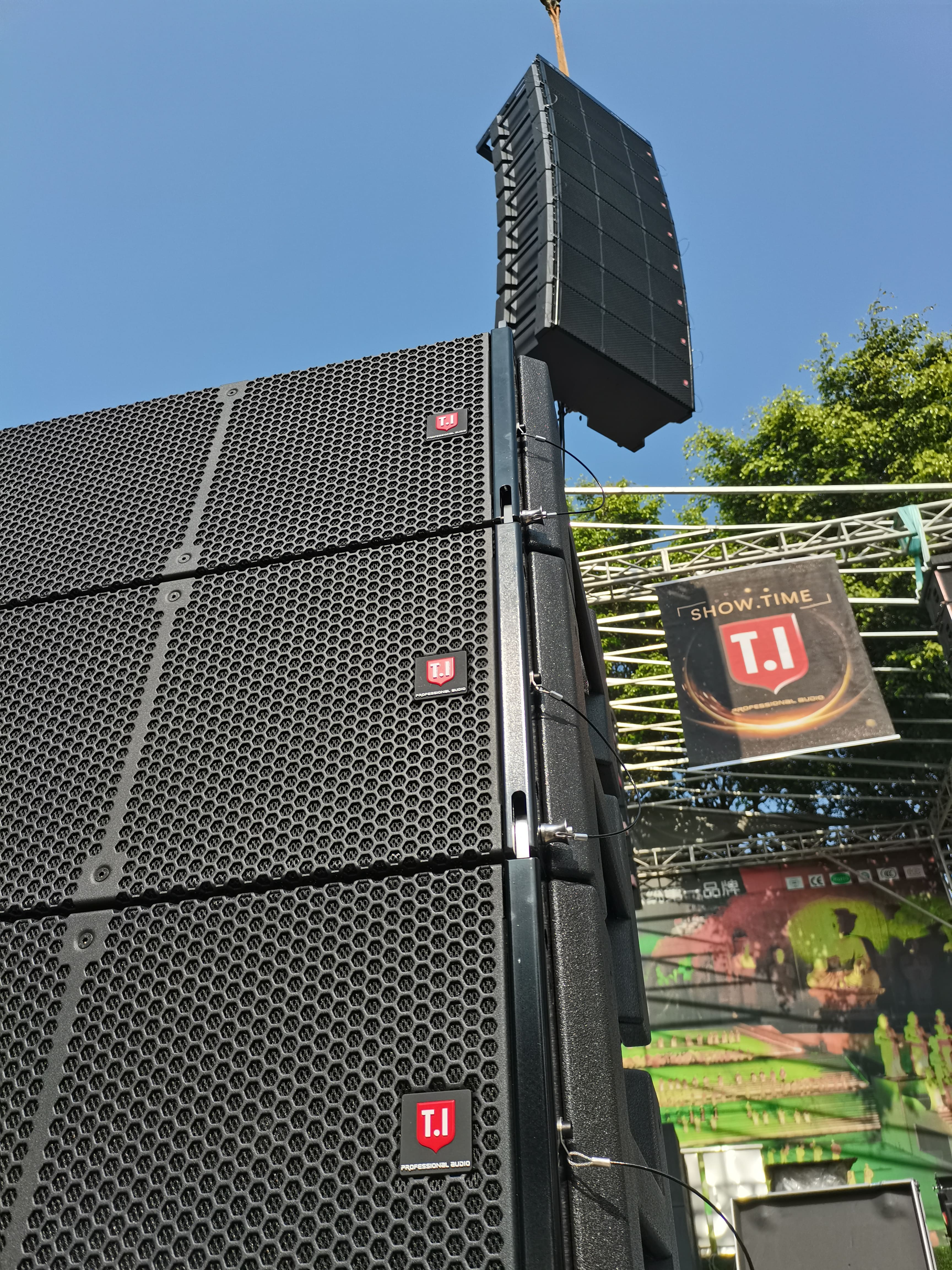 🚀 Unleash the Power of Sound, T.I Pro Audio MAX-212 Dual 12- 3-Way Line Array Speaker System!