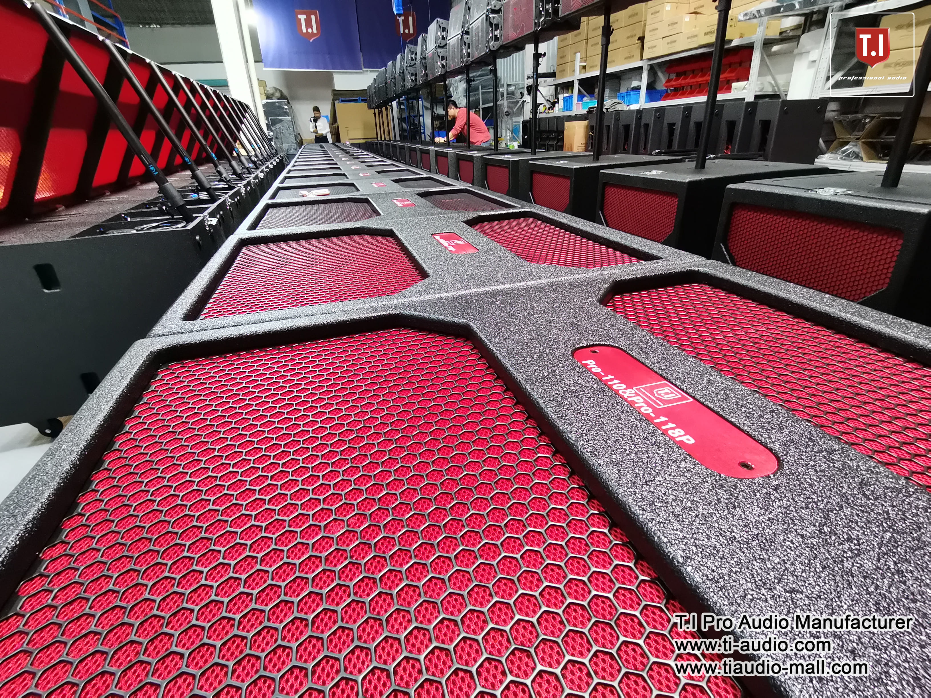 Pro-110 & Pro-118P active systems,the ultimate sound system for a 500-person feast 🔥