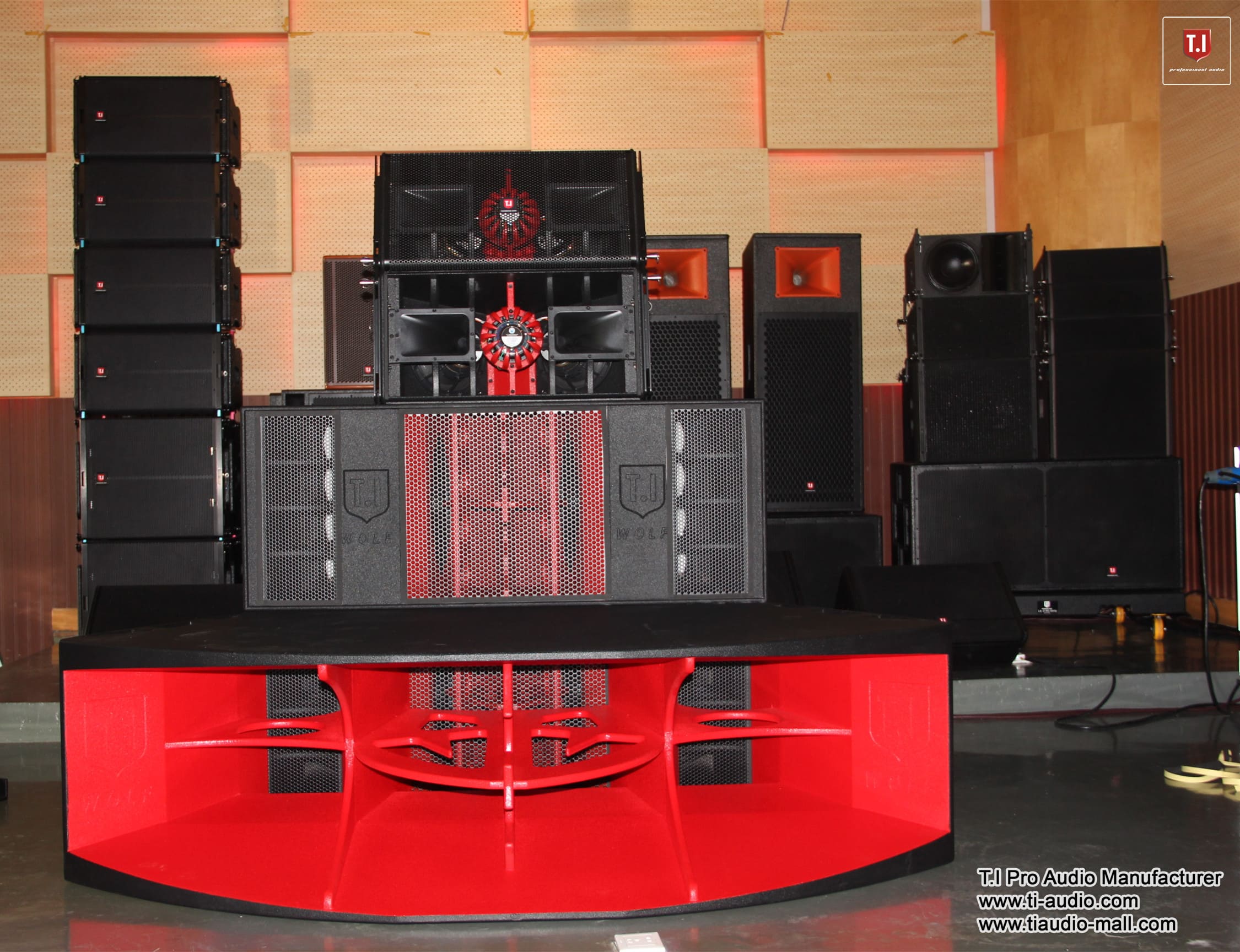 T.I Pro Audio Wolf Series Line Array System