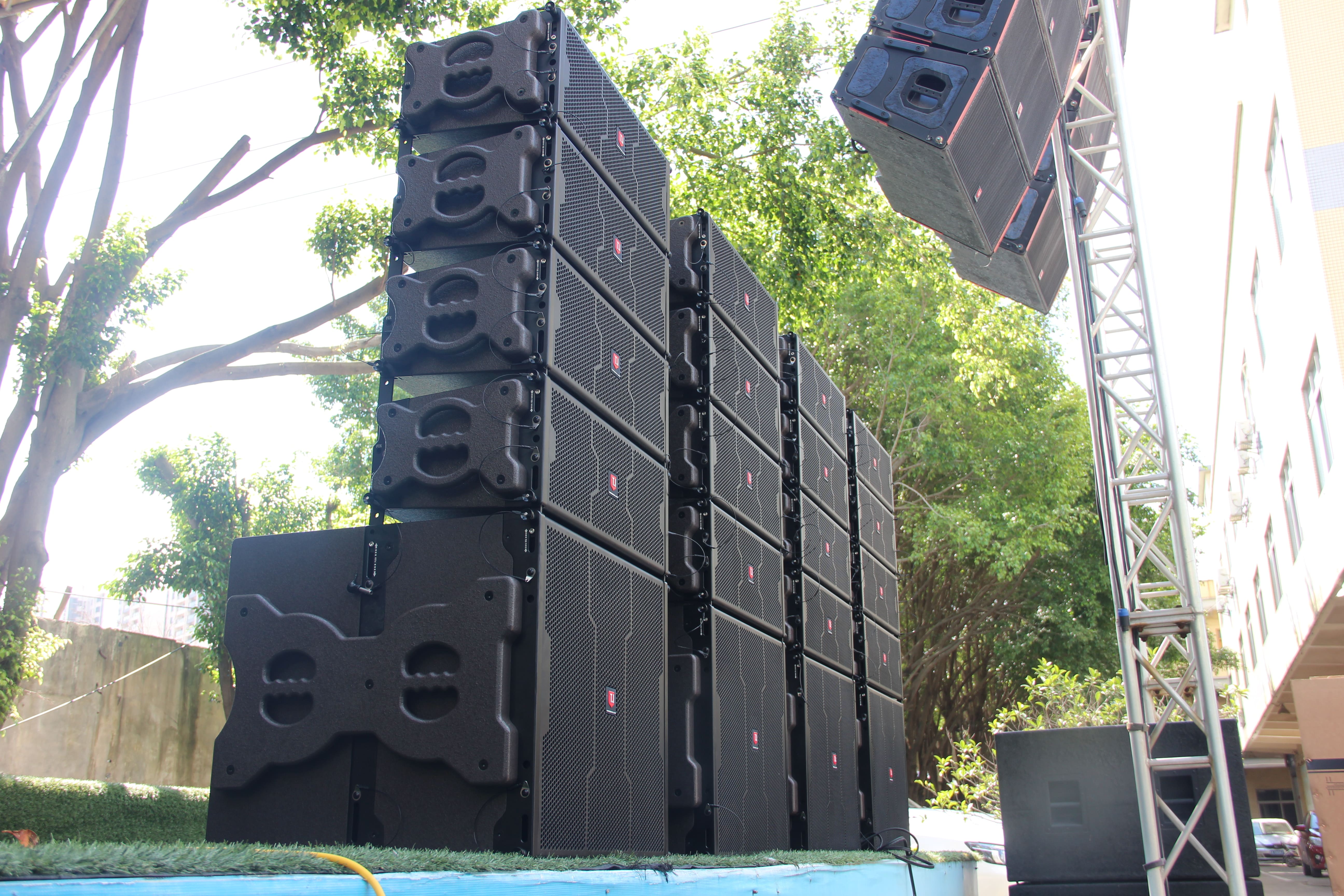 LA-25 Line Array is Your Event's Secret Weapon