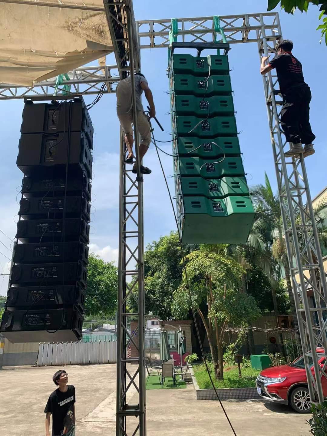 LA-210 #tiaudio #tisound #tilinearray #linearraysystem #linearrayrental #linearraysound #linearray #audioproject #prosoundsystem #linearrayspeakers #subwoofers #soundequipment #prosound #highqualityaudio #audioproject