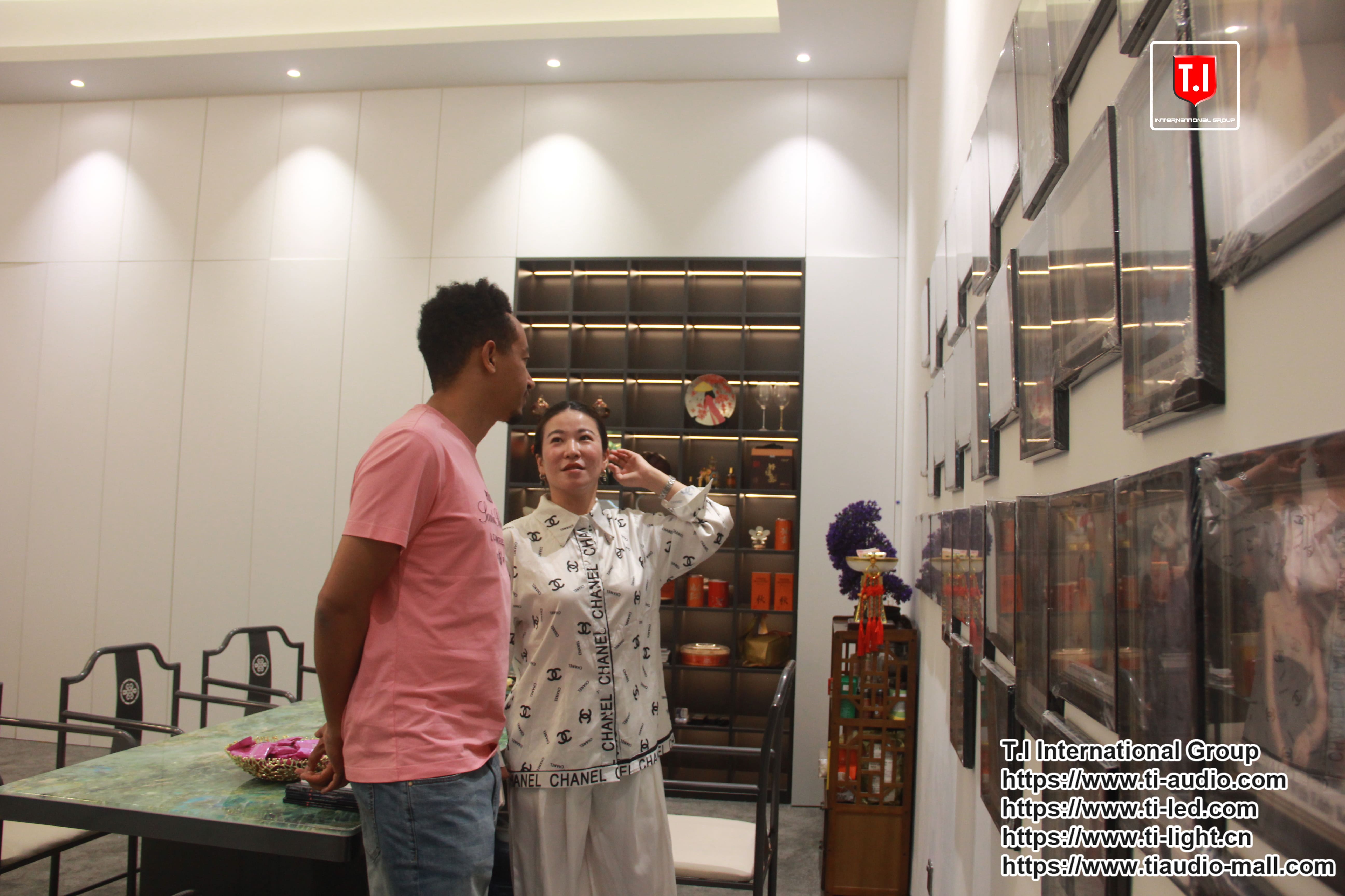 Pro210 line array speaker