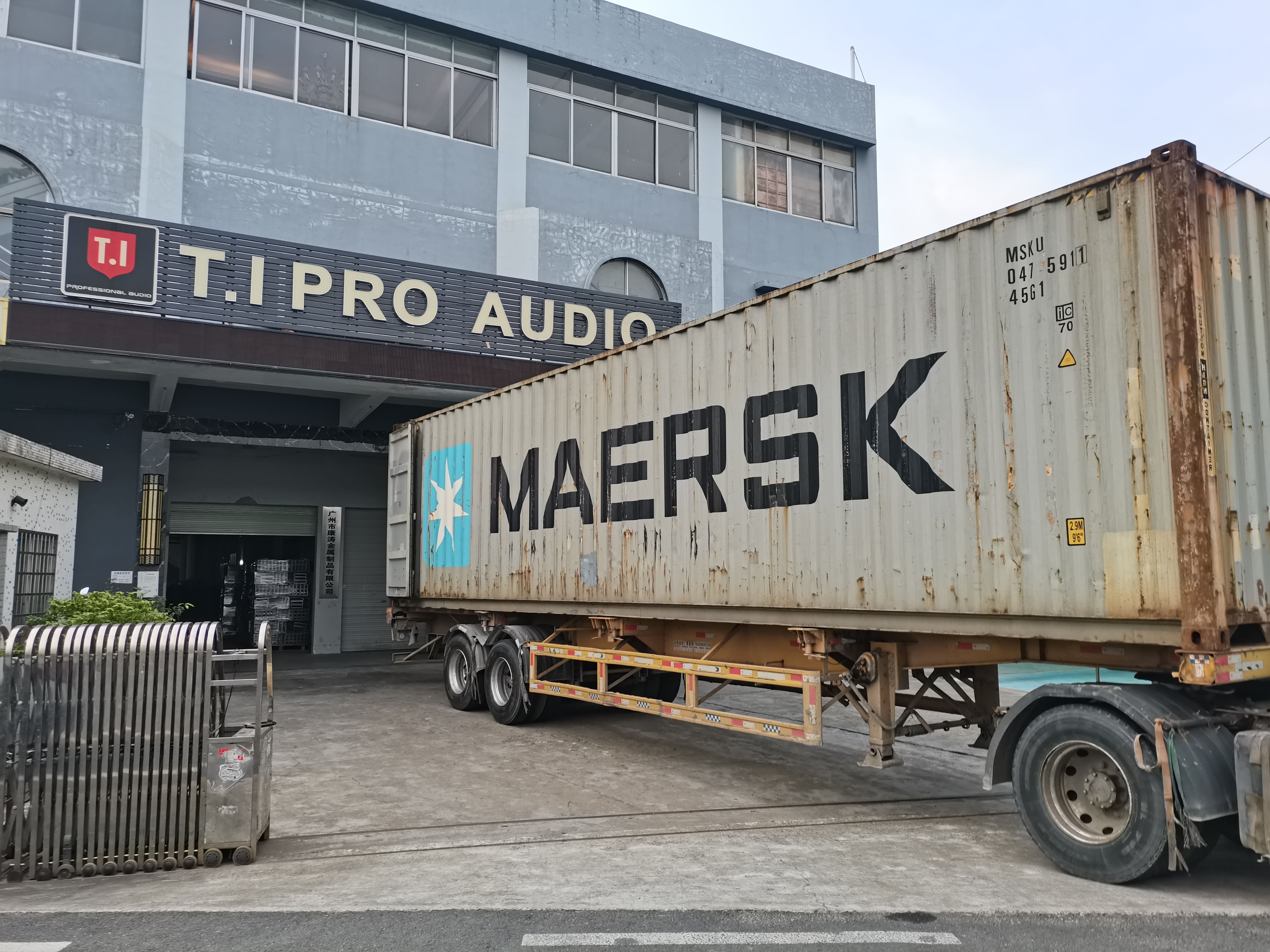 T.I Container Loading (18)