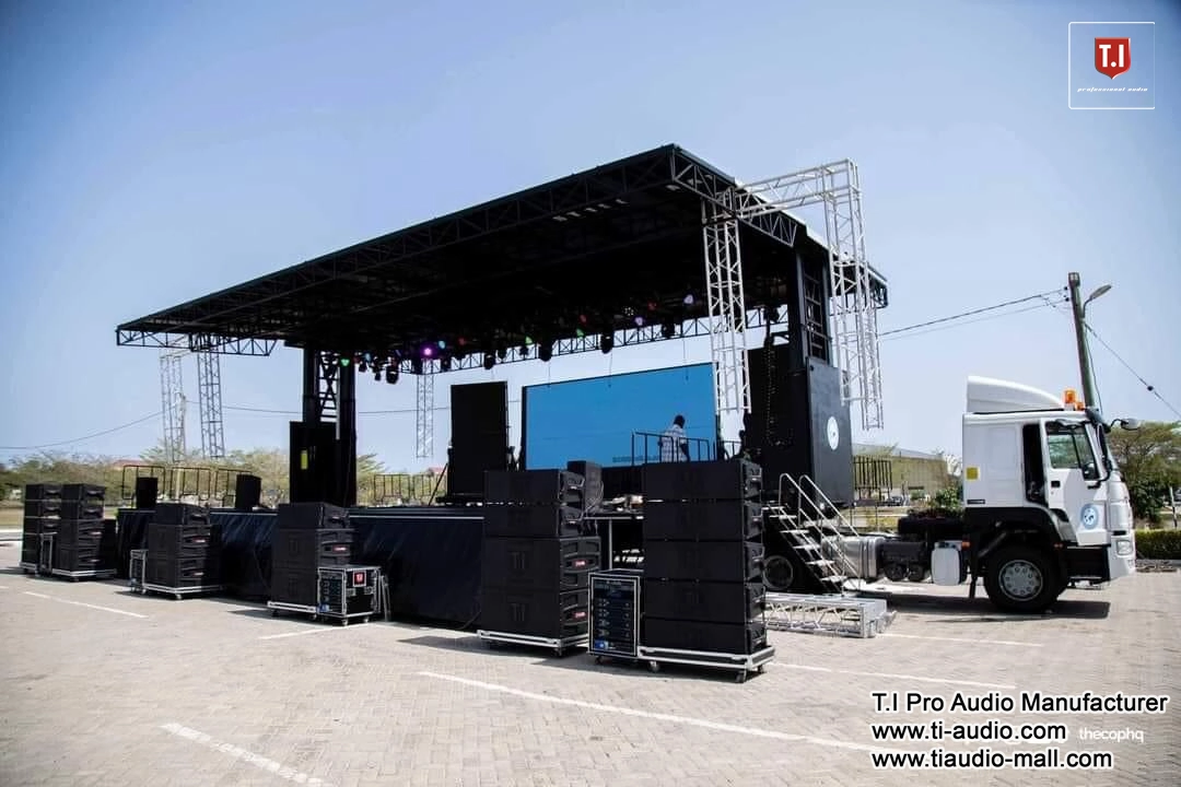 Stage-Truck-By-T.I-International-Install.
Full-Truck-with-sound,lighting,truss-and-led-fully-stage-truck-solution. Stage Truck By T.I International Install.
Full Truck with sound,lighting,truss and led fully stage truck solution.