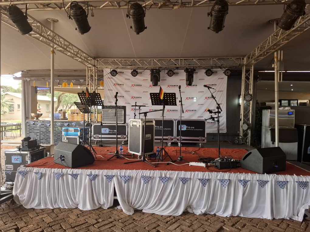 Pro-210 system in Congo! T.I Pro Audio professional dual 10 inch line array system two way passive neodymium speakers