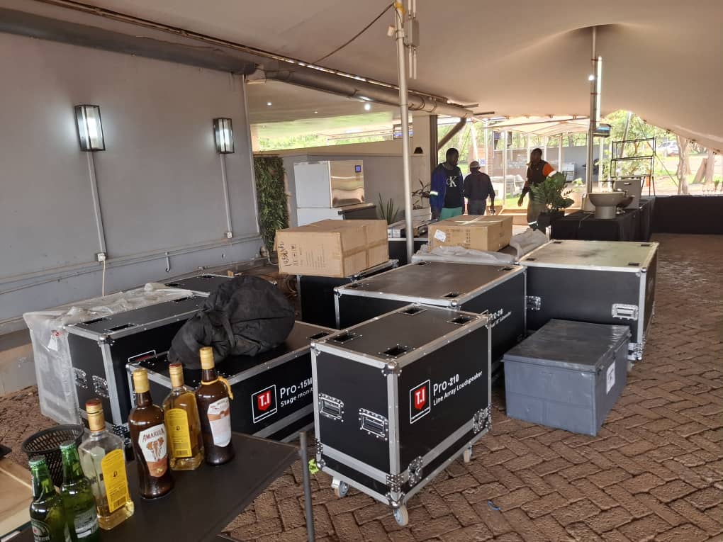 Pro-210 system in Congo! T.I Pro Audio professional dual 10 inch line array system two way passive neodymium speakers