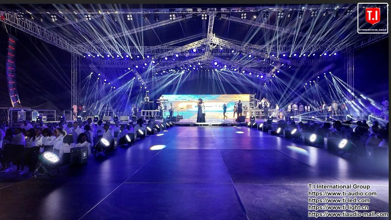 Complete-two-containers-of-T.I-sound-system,lighting,stage-truss-and-led-in-Congo-Shows,-in-the-city-of-Lubumbashi. Complete two containers of T.I sound system,lighting,stage truss and led in Congo Shows, in the city of Lubumbashi.