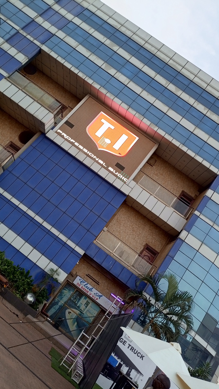 🎤✨ ONE-STOP AUDIOVISUAL SOLUTIONS IN UGANDA! ✨🎤