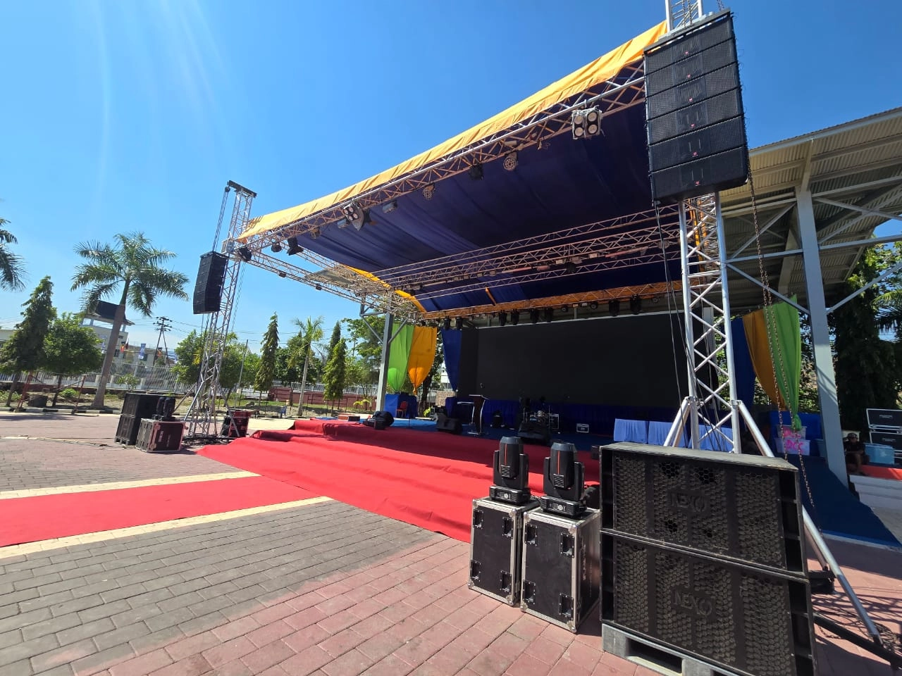 🎤-Elevate-Your-Sound-with-Ti-Pro-Audio-LA-210-Dual-Line-Array-System-in-East-Timor!-🎶 🎤 Elevate Your Sound with Ti Pro Audio LA-210 Dual Line Array System in East Timor! 🎶