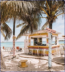 Junkanoo-theylayoverlife_-01 Junkanoo-theylayoverlife_-01