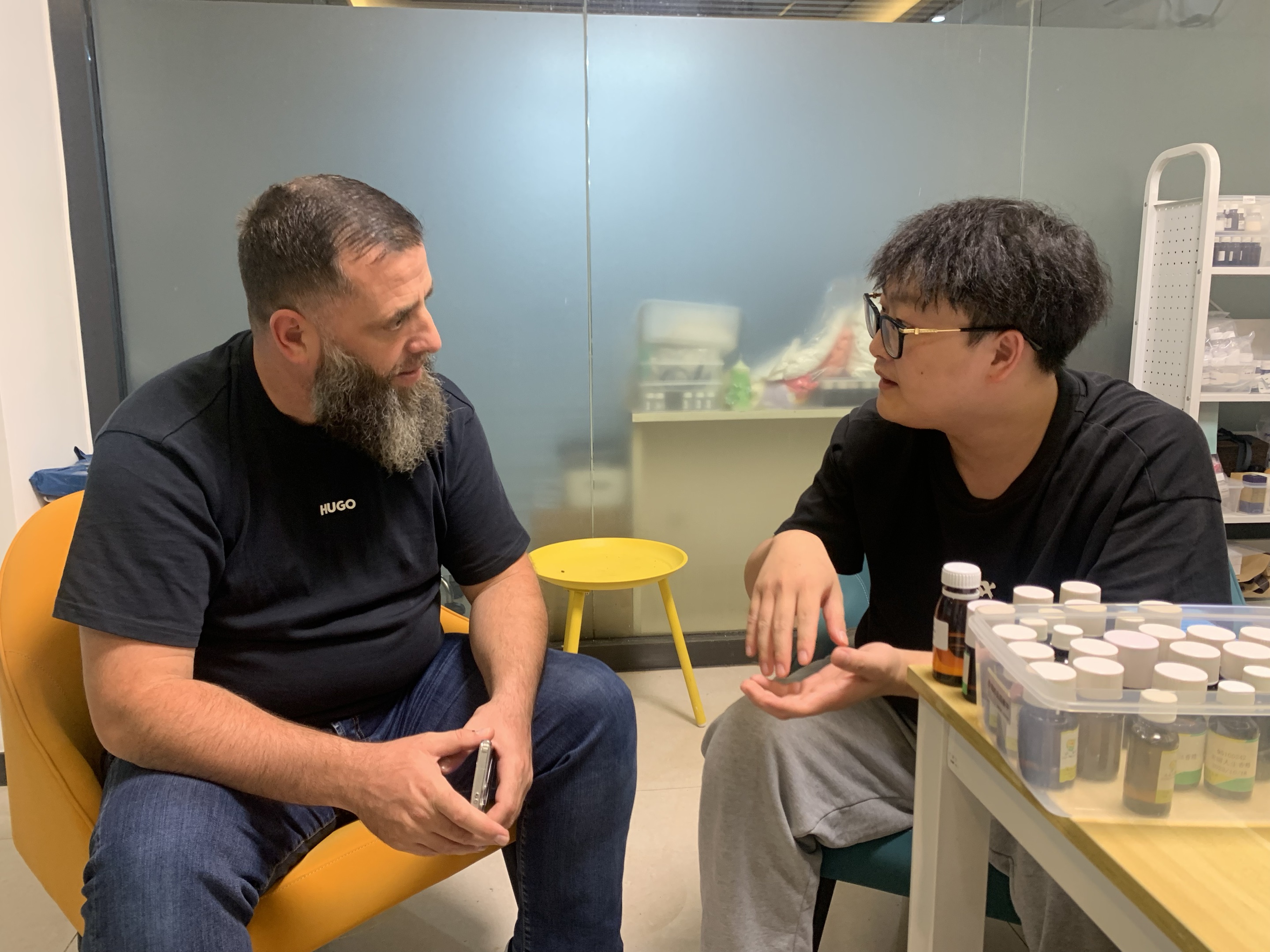 wecom-temp-1047118-e8bbb9799a9a69aa61935955536f98d3