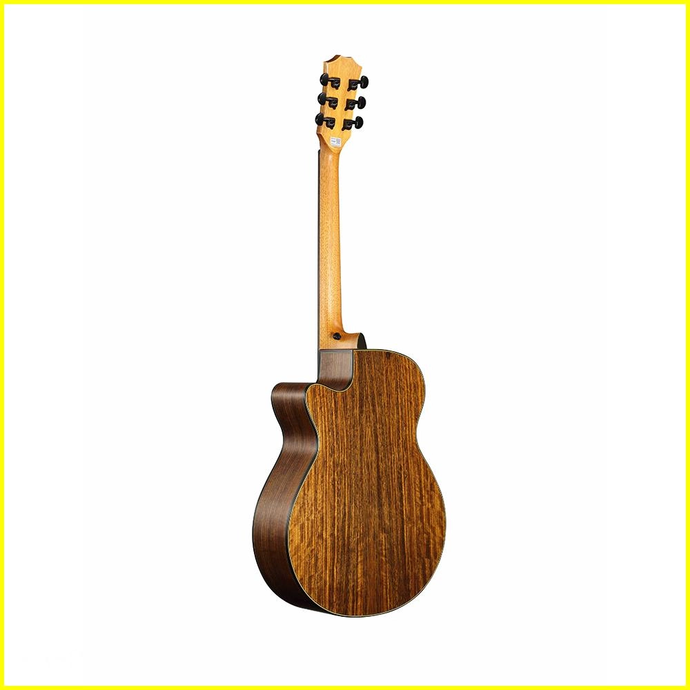 playing-folk-guitar playing folk guitar