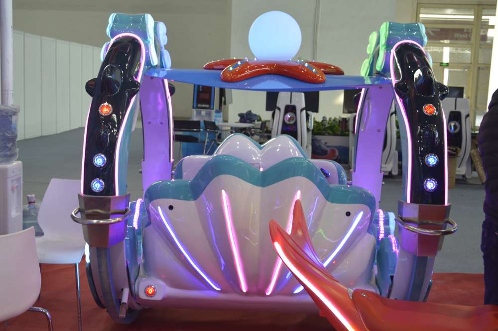 2019 Beijing Amusement Expo face to face moonwalk car
