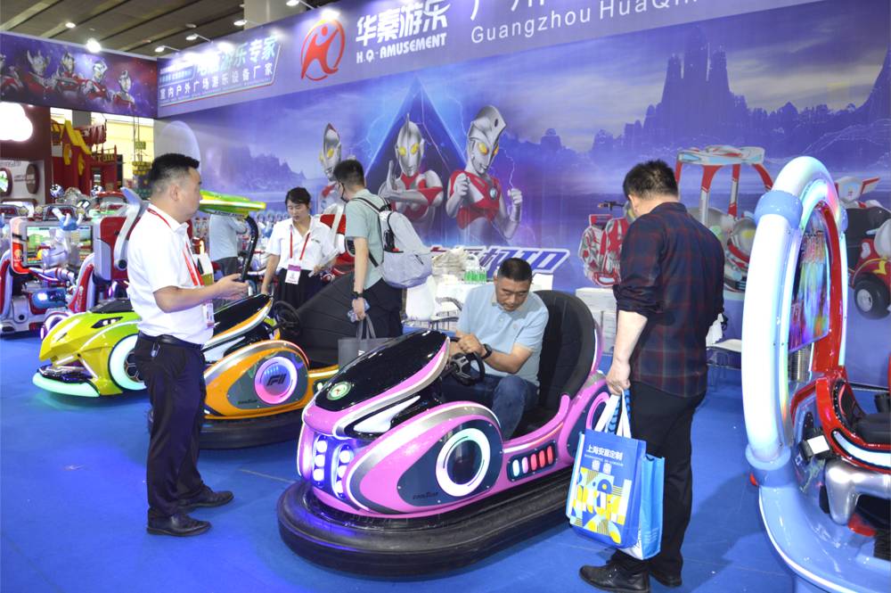 businessman experiencing Shadow Speed Bumper Car